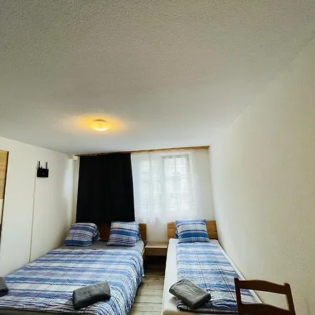 Apartment Modern Spielmatte *